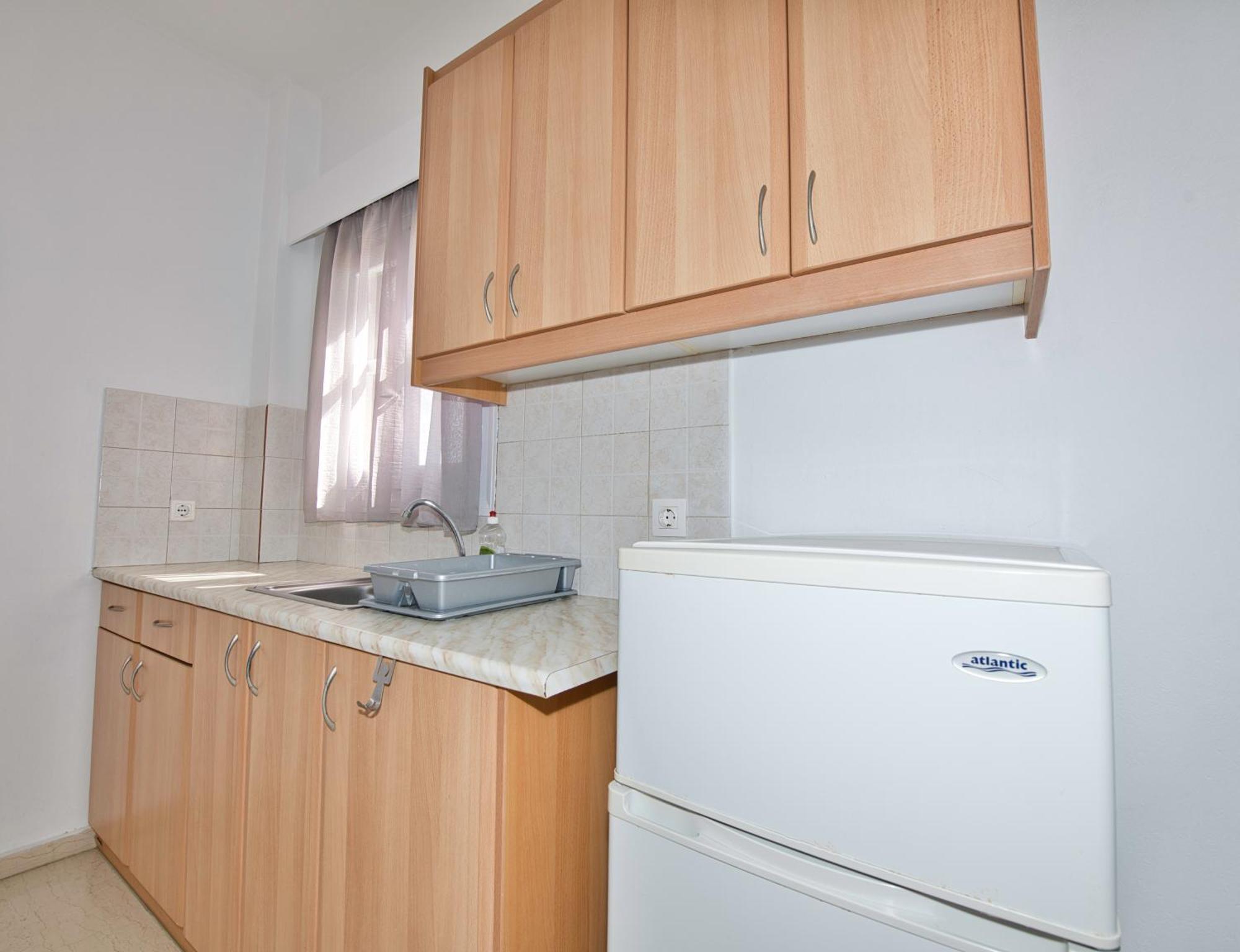 Ira Apartments Kamári Dış mekan fotoğraf