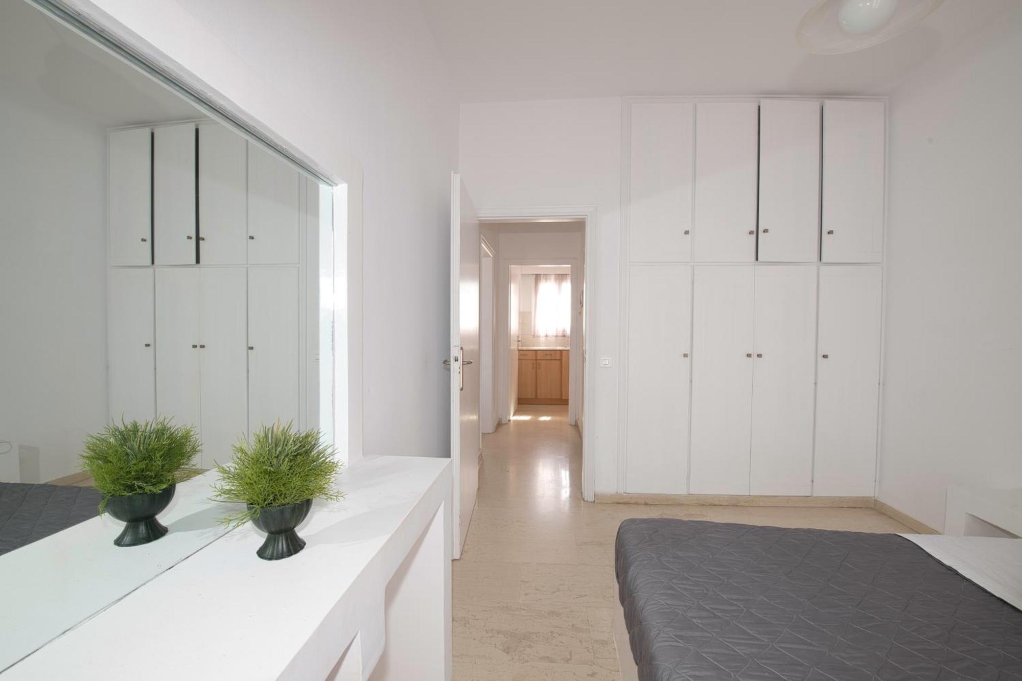 Ira Apartments Kamári Dış mekan fotoğraf
