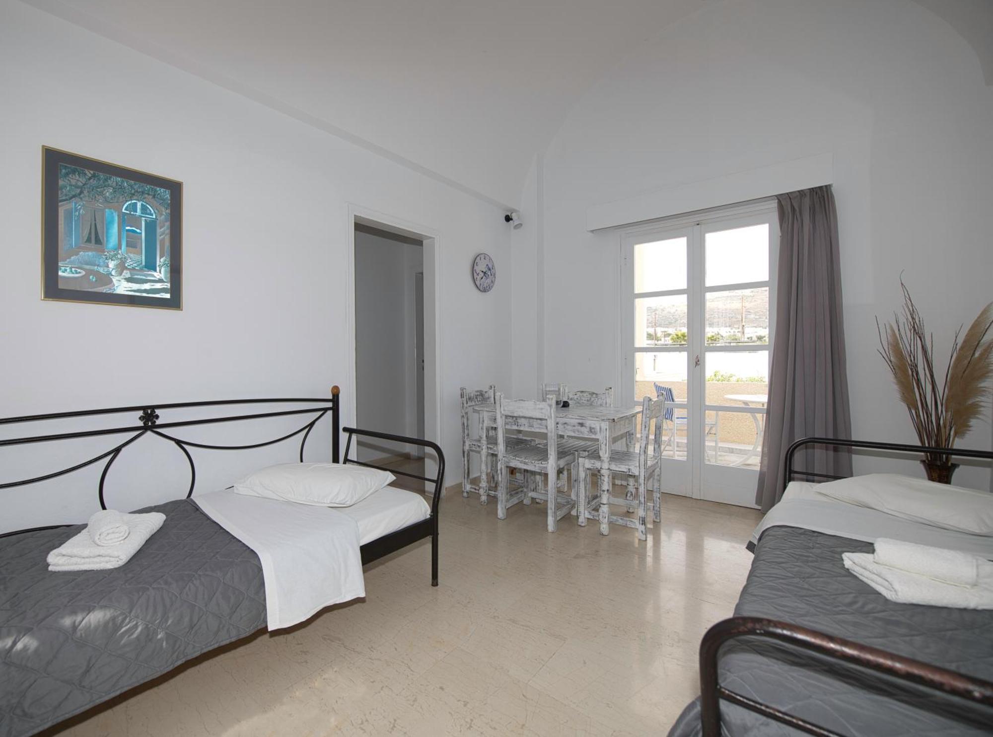 Ira Apartments Kamári Dış mekan fotoğraf