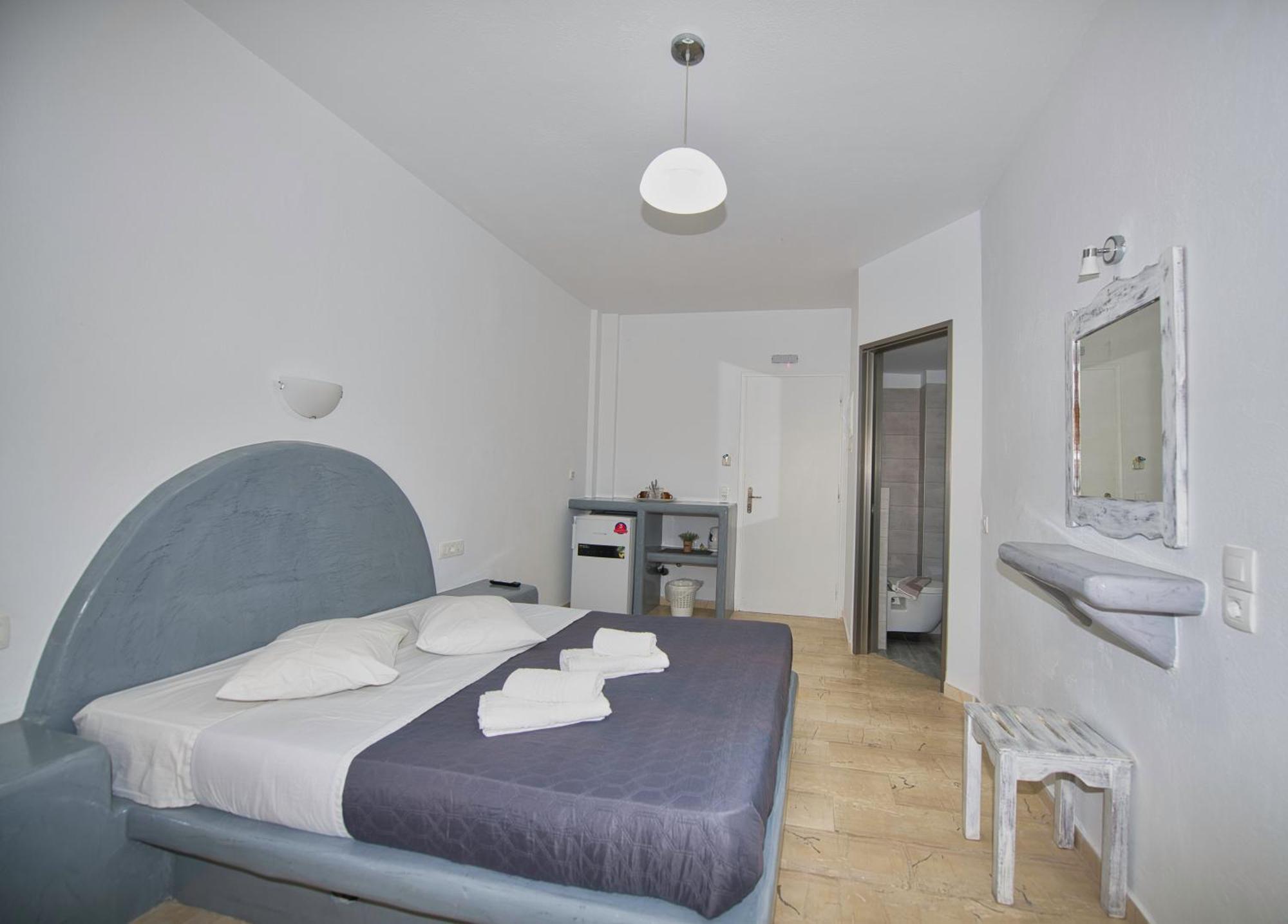 Ira Apartments Kamári Dış mekan fotoğraf